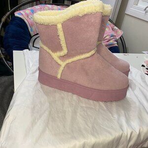 New winter fluffy boots size 11 purple